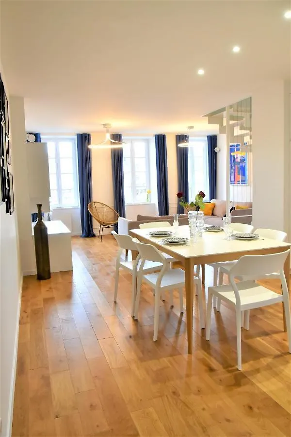 La Maison Du Quai Triplex De Charme 4 Etoiles En Hyper Centre Avec Spa Landerneau France