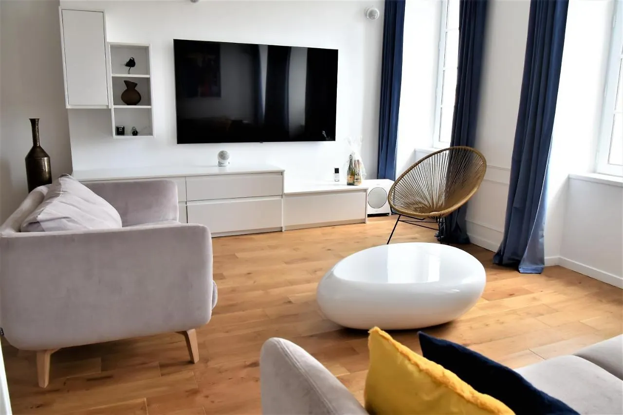 La Maison Du Quai Triplex De Charme 4 Etoiles En Hyper Centre Avec Spa Landerneau