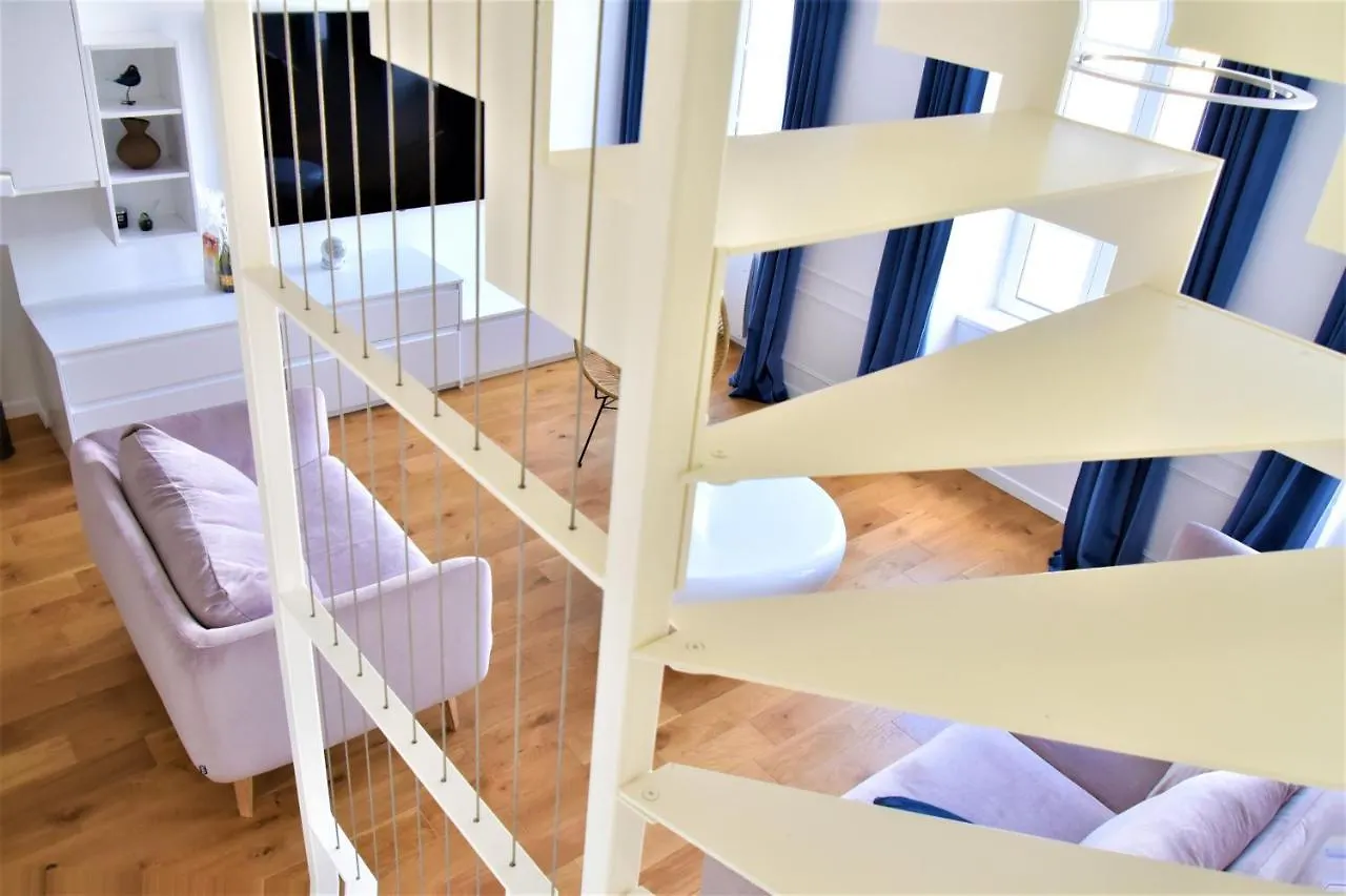 La Maison Du Quai Triplex De Charme 4 Etoiles En Hyper Centre Avec Spa Landerneau Francie